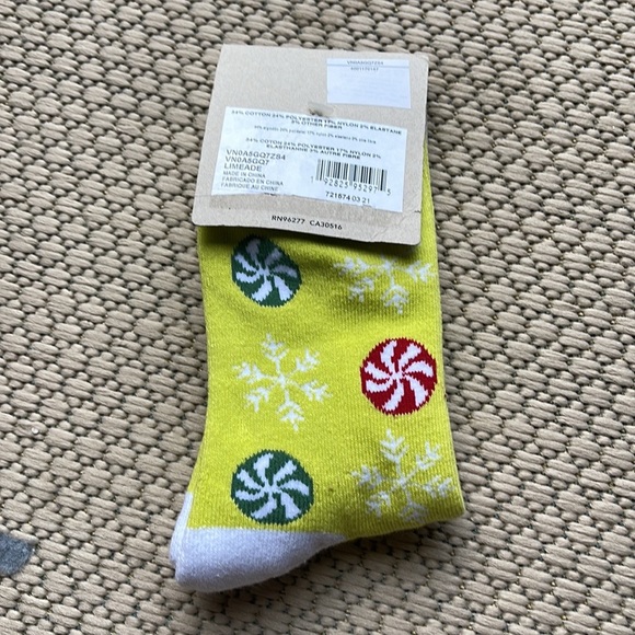 VANS “Off The Wall” Women’s socks  
NWT - Picture 7 of 16
